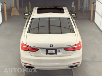 2017 BMW 7 Series Sedan 740i xDrive - miniatura 6