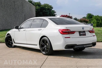 2017 BMW 7 Series Sedan 750i M SPORT LINE - miniatura 11