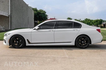 2017 BMW 7 Series Sedan 750i M SPORT LINE - miniatura 12