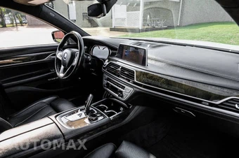2017 BMW 7 Series Sedan 750i M SPORT LINE - miniatura 15
