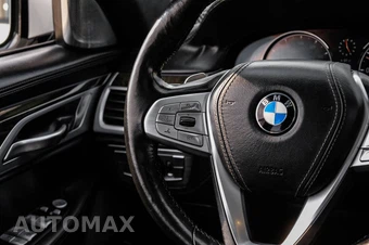 2017 BMW 7 Series Sedan 750i M SPORT LINE - miniatura 20