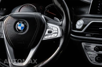 2017 BMW 7 Series Sedan 750i M SPORT LINE - miniatura 21