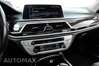2017 BMW 7 Series Sedan 750i M SPORT LINE - miniatura 29