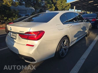2017 BMW 7 Series Sedan 750i M SPORT LINE - miniatura 4
