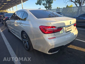 2017 BMW 7 Series Sedan 750i M SPORT LINE - miniatura 6