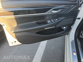 2017 BMW 7 Series Sedan 750i M SPORT LINE - miniatura 9