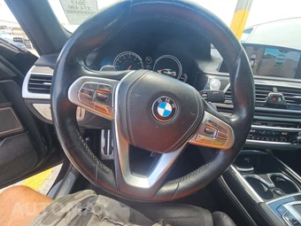 2017 BMW 7 Series Sedan 750i M SPORT LINE - miniatura 10