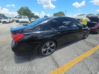 2017 BMW 7 Series Sedan 750i M SPORT LINE - miniatura 4