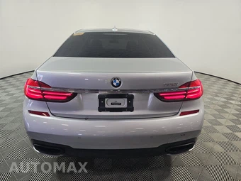 2017 BMW 7 Series Sedan 750i M SPORT LINE - miniatura 5