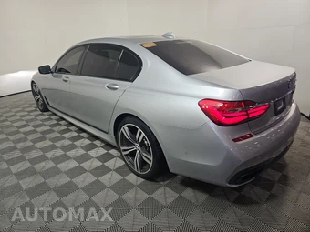2017 BMW 7 Series Sedan 750i M SPORT LINE - miniatura 6