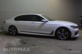 2017 BMW 7 Series Sedan 750i xDrive M SPORT LINE - miniatura 29
