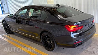 2017 BMW 7 Series Sedan 750i xDrive - miniatura 6