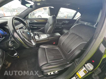 2017 BMW 7 Series Sedan 750i xDrive - miniatura 7