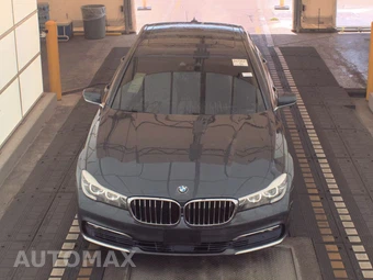 2017 BMW 7 Series Sedan xDrive iPerformance - miniatura 2