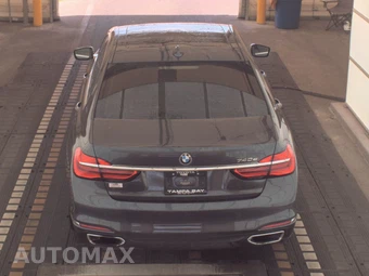 2017 BMW 7 Series Sedan xDrive iPerformance - miniatura 5