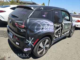 2017 BMW i3 w/Range Extender w/Rear Doors – miniatura 4
