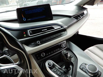 2017 BMW i8 MEGA WORLD - miniatura 11