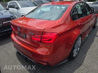 2017 BMW M3 Sedan - miniatura 4