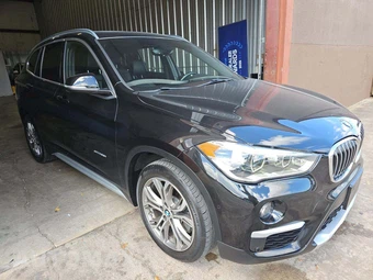 2017 BMW X1 Sports Activity Vehicle sDrive28i XLINE - miniatura 2