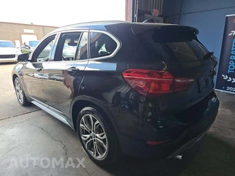 2017 BMW X1 Sports Activity Vehicle sDrive28i XLINE - miniatura 4
