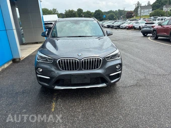 2017 BMW X1 Sports Activity Vehicle xDrive28i LUXURY LINE - miniatura 3