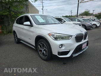 2017 BMW X1 Sports Activity Vehicle xDrive28i - miniatura 4