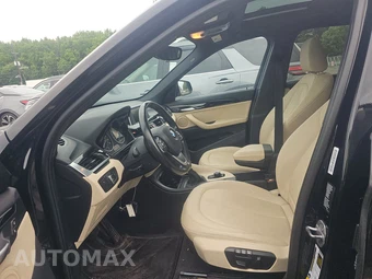 2017 BMW X1 Sports Activity Vehicle xDrive28i - miniatura 7