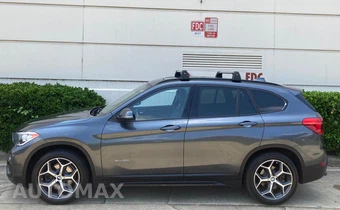 2017 BMW X1 Sports Activity Vehicle xDrive28i - miniatura 2