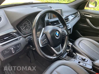 2017 BMW X1 Sports Activity Vehicle xDrive28i - miniatura 8
