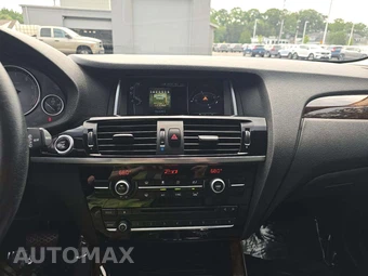 2017 BMW X3 Sports Activity Vehicle sDrive28i – miniatura 10
