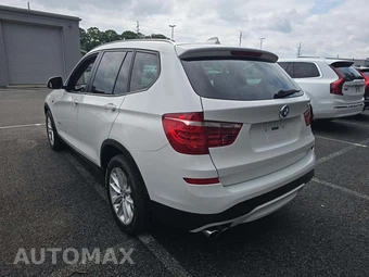 2017 BMW X3 Sports Activity Vehicle sDrive28i – miniatura 2