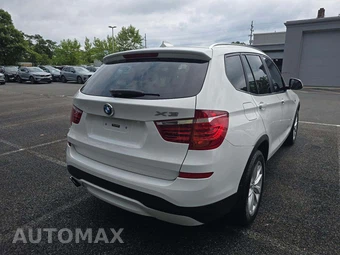 2017 BMW X3 Sports Activity Vehicle sDrive28i – miniatura 3