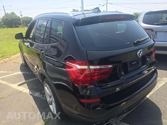 2017 BMW X3 Sports Activity Vehicle sDrive28i – miniatura 2