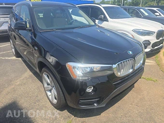 2017 BMW X3 Sports Activity Vehicle sDrive28i – miniatura 4