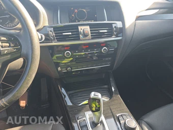 2017 BMW X3 Sports Activity Vehicle sDrive28i – miniatura 11