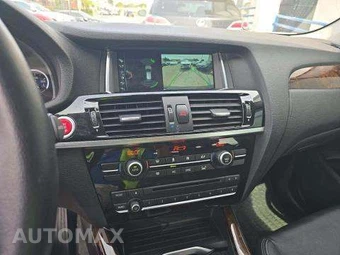 2017 BMW X3 Sports Activity Vehicle sDrive28i – miniatura 10