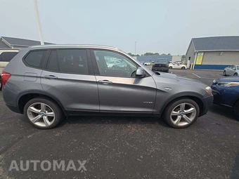 2017 BMW X3 Sports Activity Vehicle xDrive28i – miniatura 4
