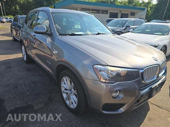 2017 BMW X3 Sports Activity Vehicle xDrive28i – miniatura 4