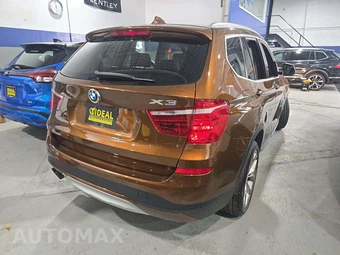 2017 BMW X3 Sports Activity Vehicle xDrive28i XLINE - miniatura 3