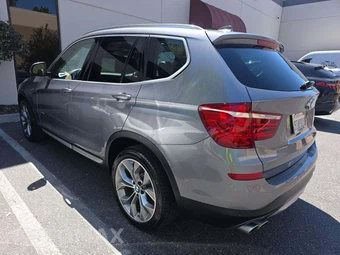 2017 BMW X3 Sports Activity Vehicle xDrive28i XLINE – miniatura 2