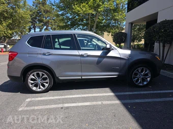 2017 BMW X3 Sports Activity Vehicle xDrive28i XLINE – miniatura 4