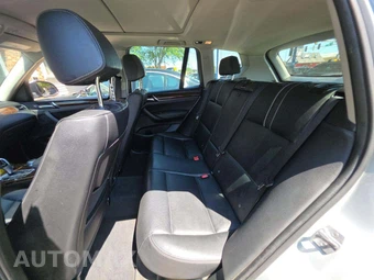 2017 BMW X3 Sports Activity Vehicle xDrive28i XLINE – miniatura 13