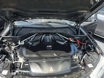 2017 BMW X5 M Sports Activity Vehicle - miniatura 27