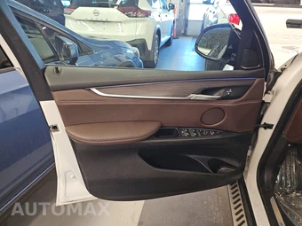 2017 BMW X5 Sports Activity Vehicle iPerformance - miniatura 9