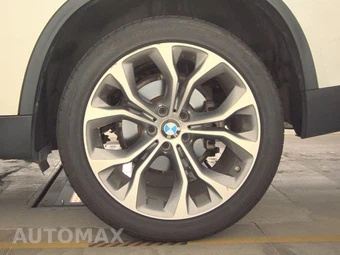 2017 BMW X5 Sports Activity Vehicle xDrive35i - miniatura 12
