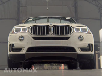 2017 BMW X5 Sports Activity Vehicle xDrive35i - miniatura 3