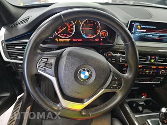 2017 BMW X5 Sports Activity Vehicle xDrive35i - miniatura 10