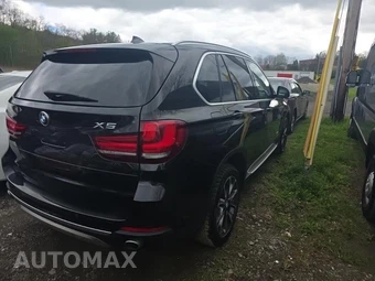 2017 BMW X5 Sports Activity Vehicle xDrive35i - miniatura 4