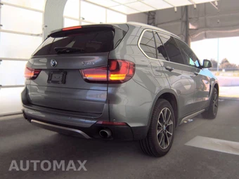 2017 BMW X5 Sports Activity Vehicle xDrive35i - miniatura 4