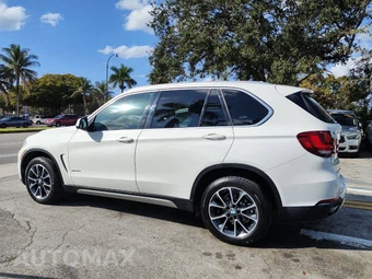 2017 BMW X5 Sports Activity Vehicle xDrive35i - miniatura 4